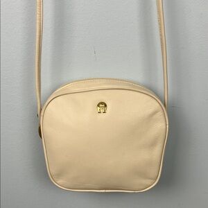 Vintage Classic Etienne Aigner women's cream/ off-white crossbody zipper purse